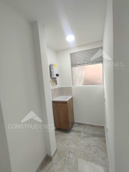 Apartamento para el arriendo en Sabaneta el codigo es 14102 Foto 9