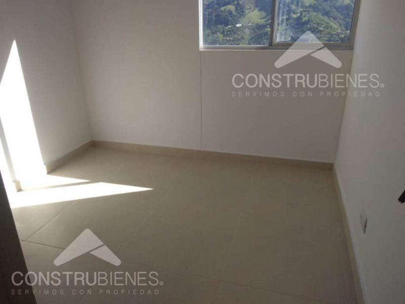 Apartamento para el arriendo en Sabaneta el codigo es 10072 Foto 8
