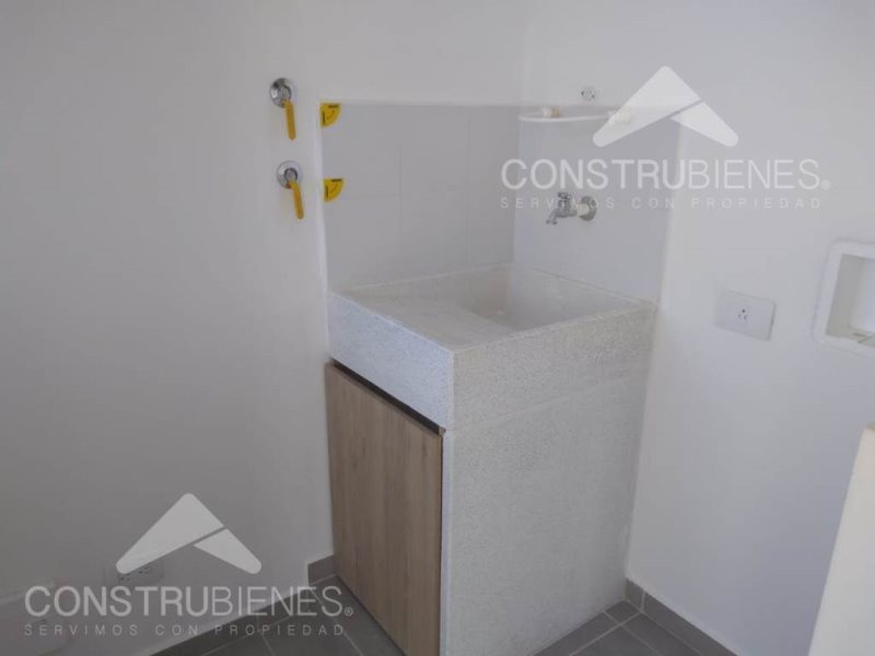 Apartamento para el arriendo en Sabaneta el codigo es 10072 Foto 14