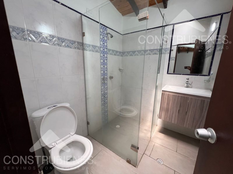 Casa para el arriendo en Sabaneta - Holanda el codigo es 2209 Foto 9