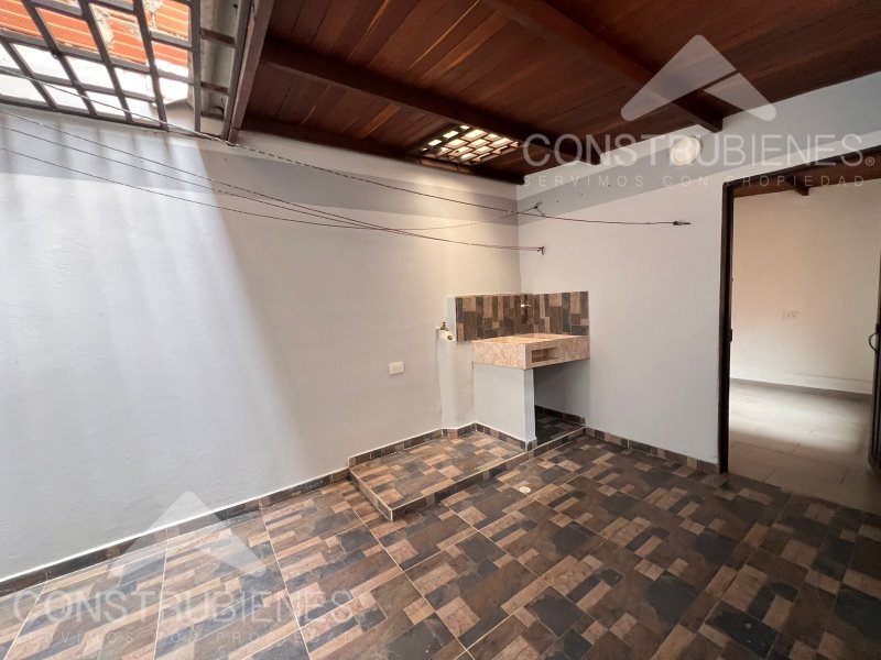 Casa para el arriendo en Sabaneta - Holanda el codigo es 2209 Foto 10