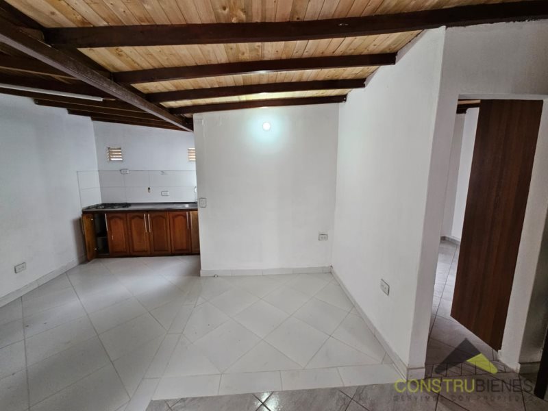 Apartamento para el arriendo en Sabaneta el codigo es 12562 Foto 2