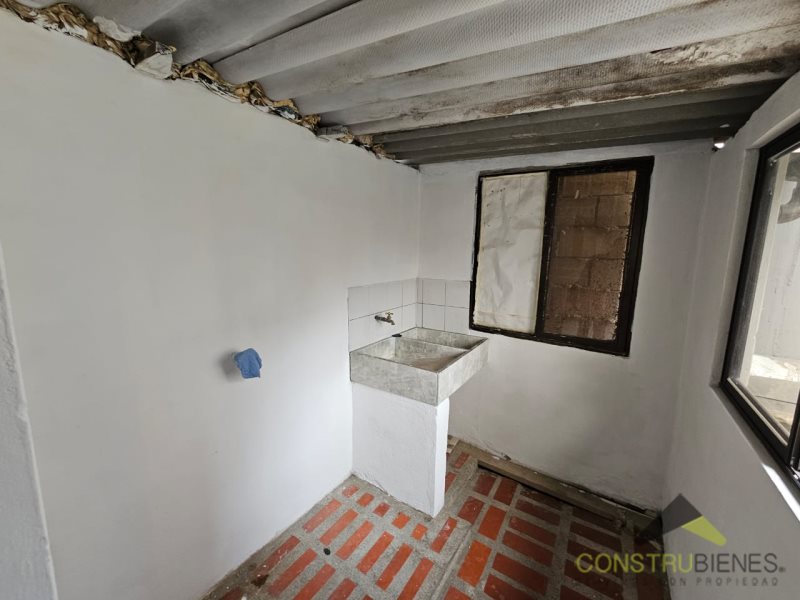 Apartamento para el arriendo en Sabaneta el codigo es 12562 Foto 12