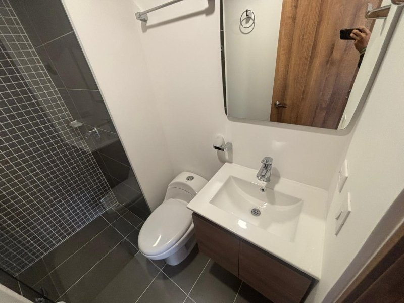 Apartamento para el arriendo en Envigado el codigo es 17376 Foto 16