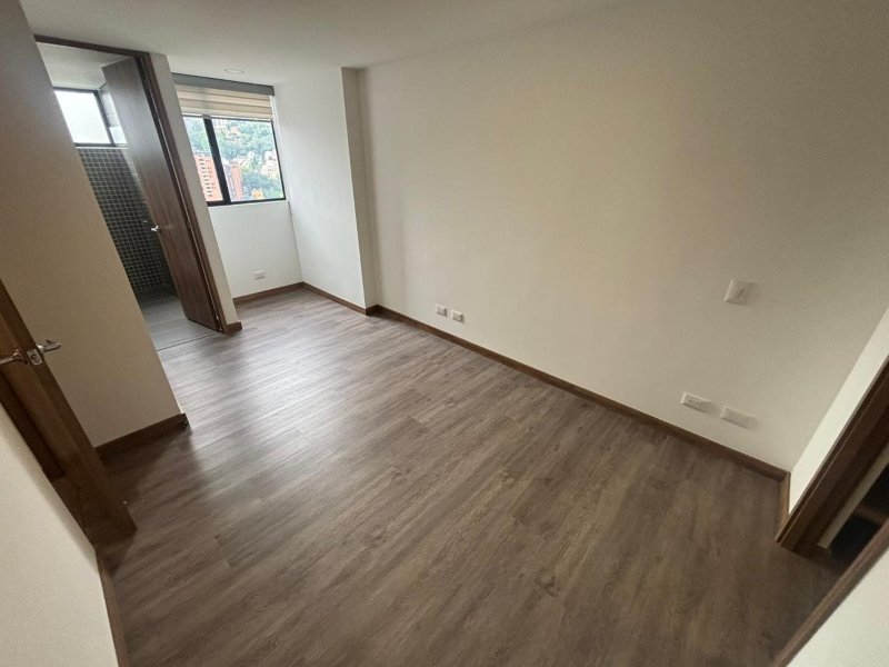 Apartamento para el arriendo en Envigado el codigo es 17376 Foto 12