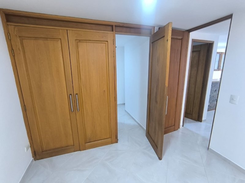 Apartamento para el arriendo en Sabaneta el codigo es 9674 Foto 13