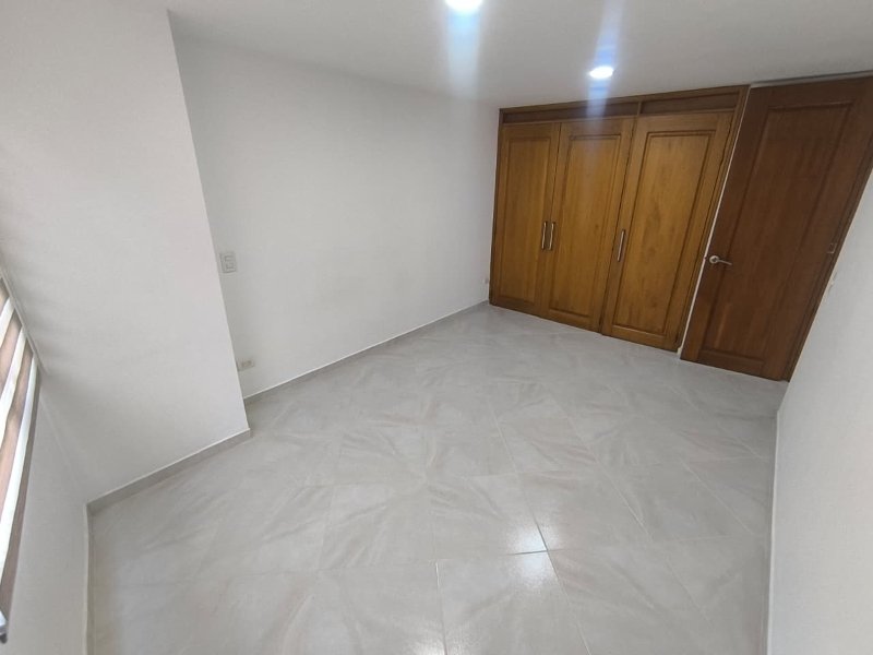 Apartamento para el arriendo en Sabaneta el codigo es 9674 Foto 14