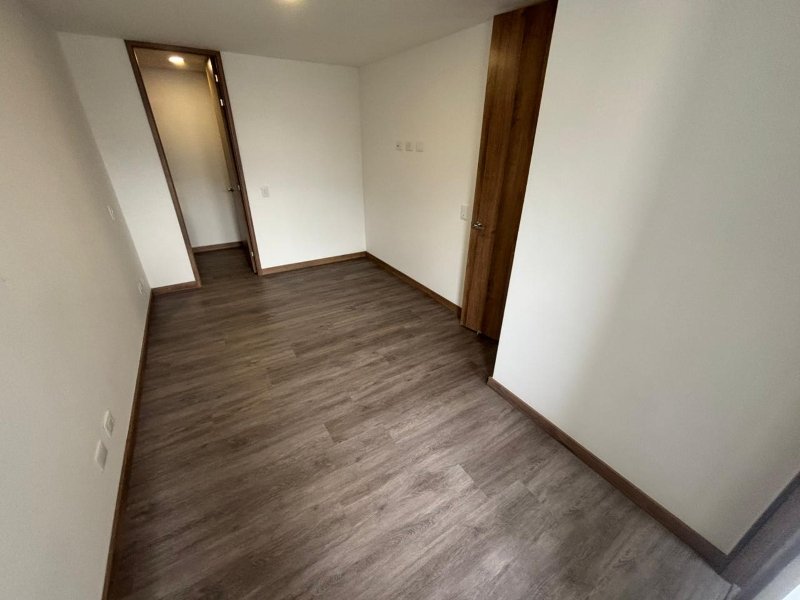 Apartamento para el arriendo en Envigado el codigo es 17376 Foto 13