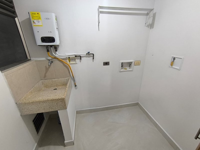 Apartamento para el arriendo en Sabaneta el codigo es 9674 Foto 21