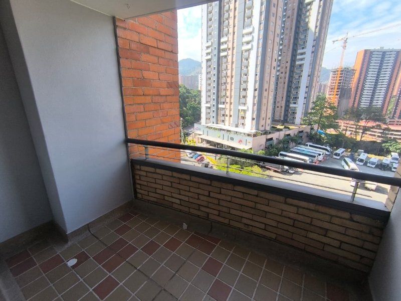 Apartamento para el arriendo en Sabaneta el codigo es 9674 Foto 5