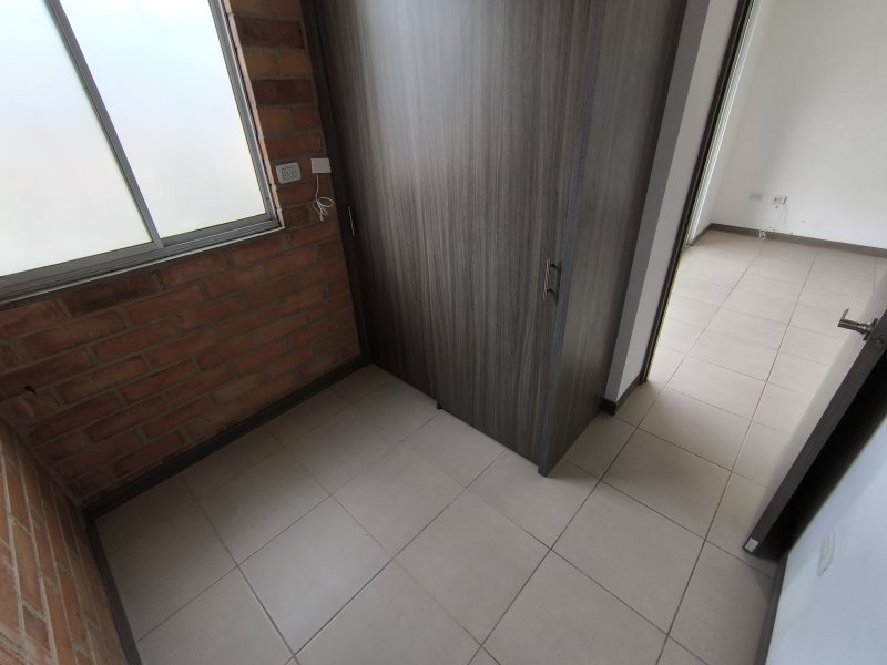 Apartamento para el arriendo en Sabaneta el codigo es 17050 Foto 13