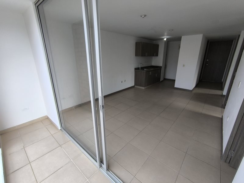 Apartamento para el arriendo en Sabaneta el codigo es 17050 Foto 2