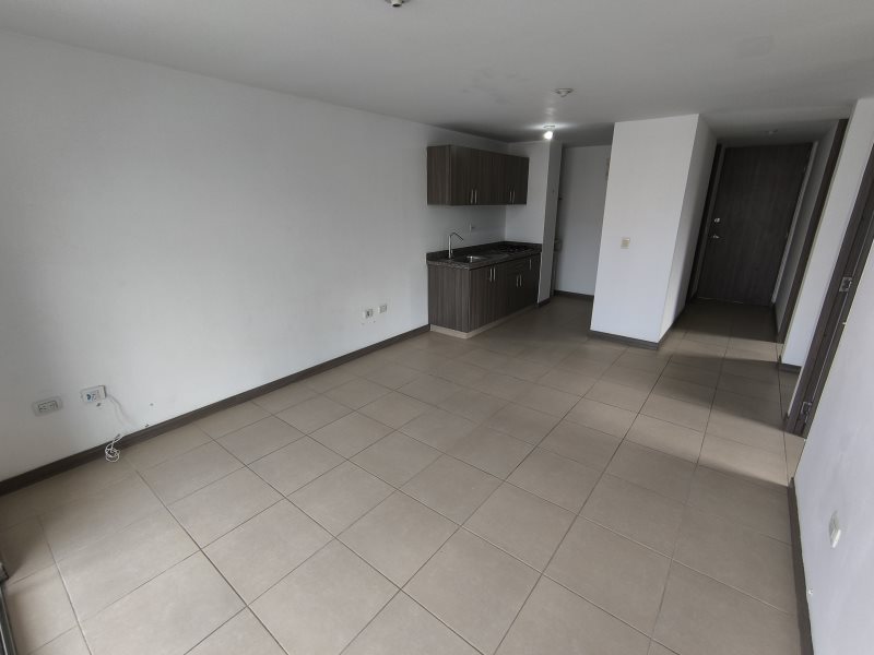 Apartamento para el arriendo en Sabaneta el codigo es 17050 Foto 4
