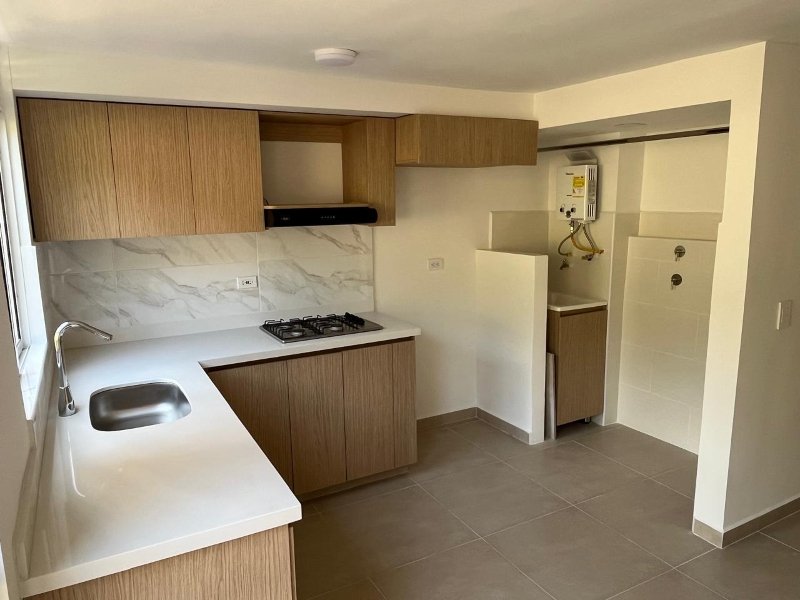 Apartamento para el arriendo en Sabaneta el codigo es 17874 Foto 3