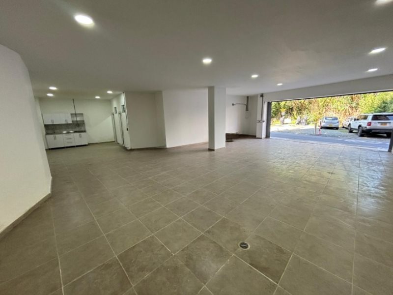 Local para el arriendo en Sabaneta el codigo es 16064 Foto 3