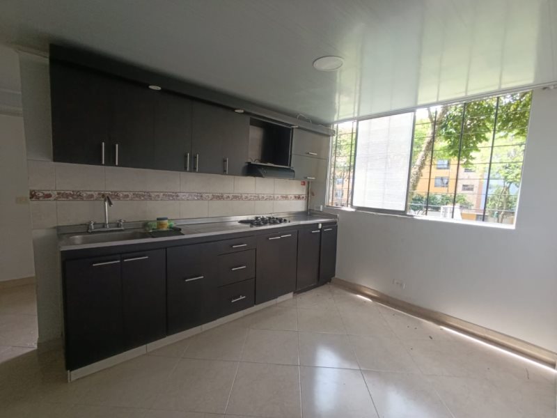 Apartamento para el arriendo en Sabaneta el codigo es 17072 Foto 2