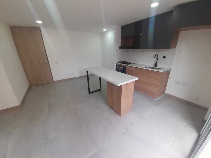 Apartamento para el arriendo en Sabaneta el codigo es 17291 Foto 3