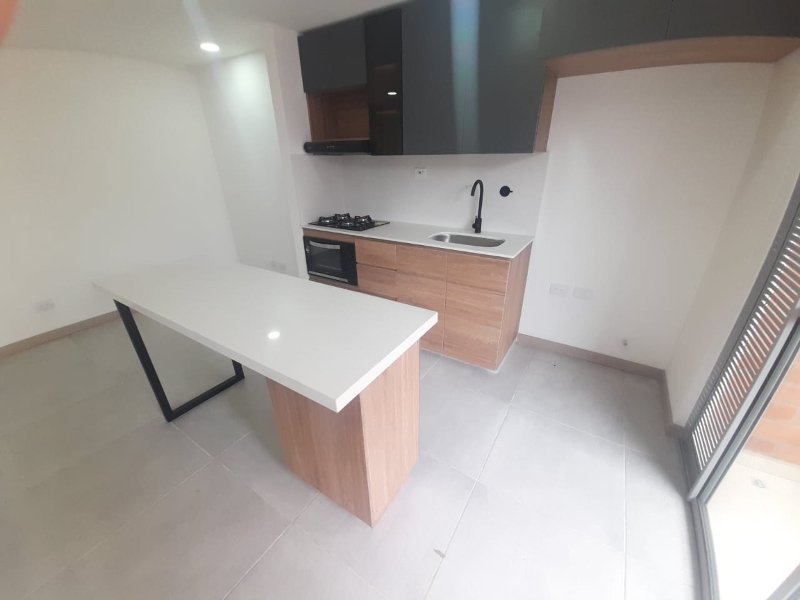 Apartamento para el arriendo en Sabaneta el codigo es 17291 Foto 2