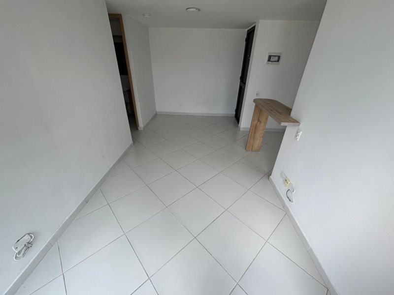 Apartamento para el arriendo en Sabaneta el codigo es 17082 Foto 4