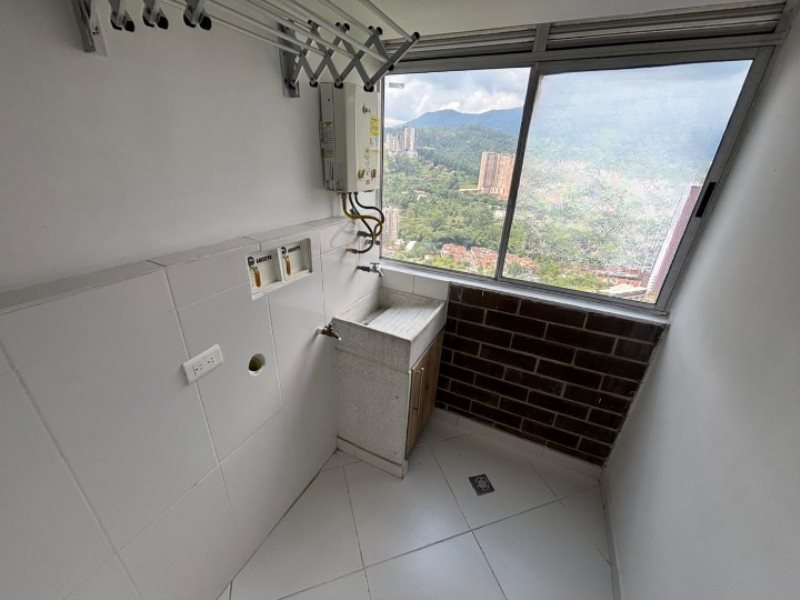 Apartamento para el arriendo en Sabaneta el codigo es 17082 Foto 16