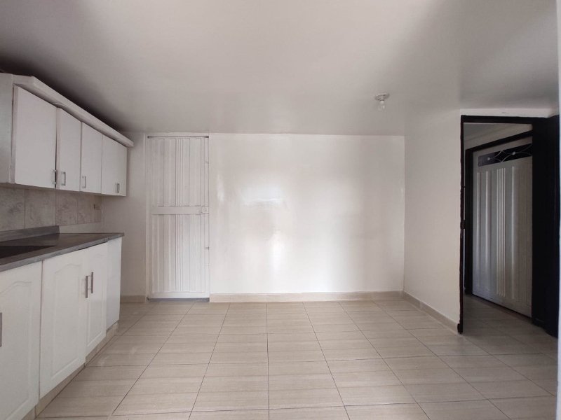 Apartaestudio para el arriendo en Itagüí el codigo es 17367 Foto 6