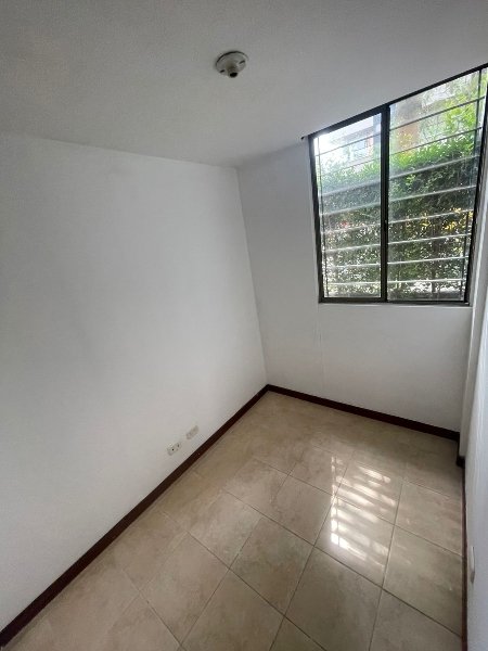 Apartamento para el arriendo en Sabaneta el codigo es 715 Foto 6