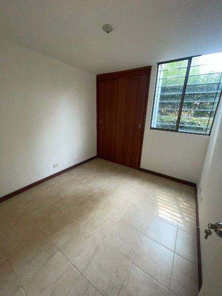 Apartamento para el arriendo en Sabaneta el codigo es 715 Foto 8