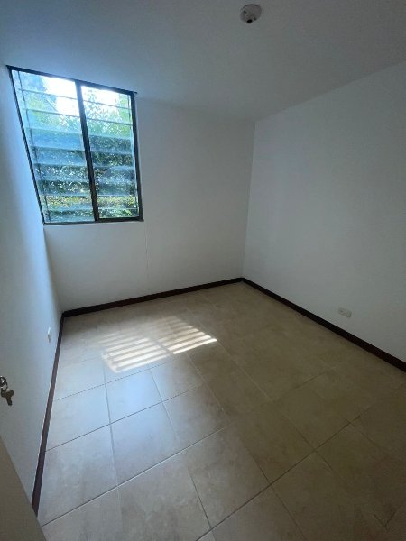 Apartamento para el arriendo en Sabaneta el codigo es 715 Foto 9