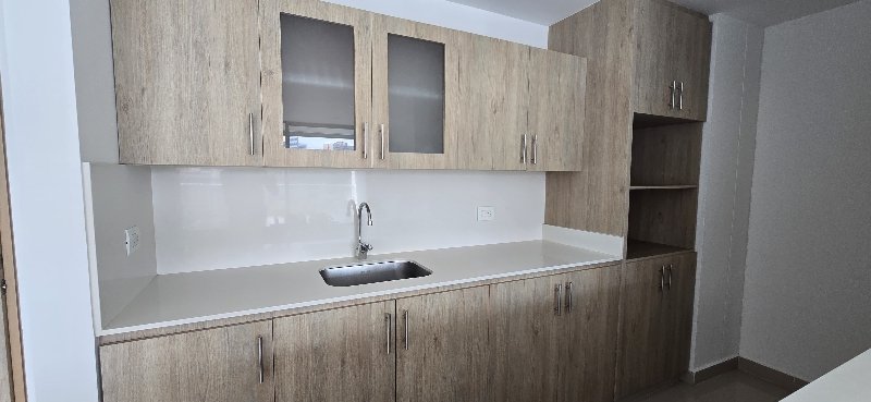 Apartamento para el arriendo en Envigado el codigo es 15569 Foto 2