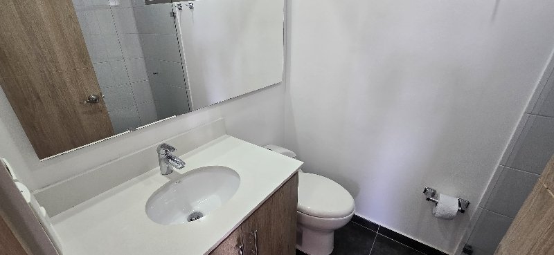 Apartamento para el arriendo en Envigado el codigo es 15569 Foto 12