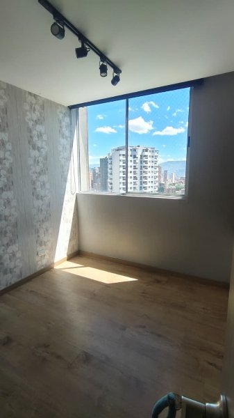 Apartamento para el arriendo en Sabaneta el codigo es 17918 Foto 13