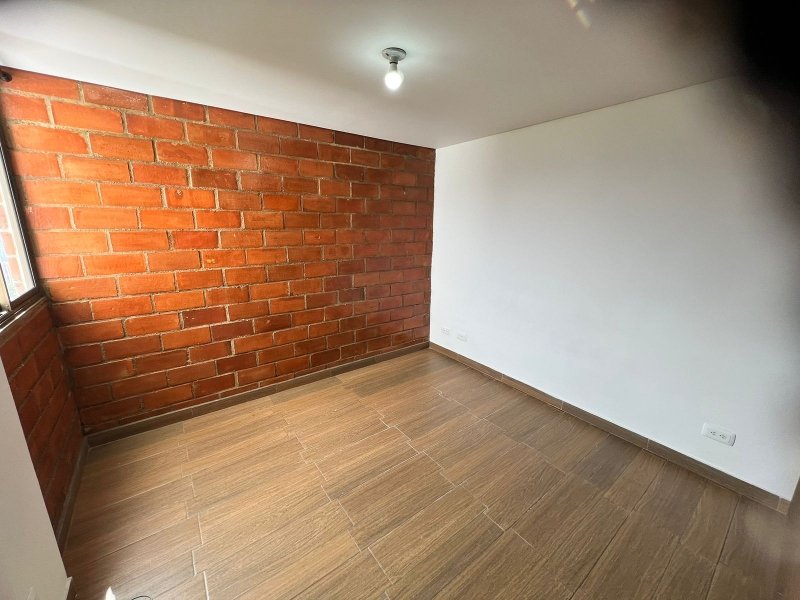 Apartamento para el arriendo en La Estrella el codigo es 3461 Foto 7