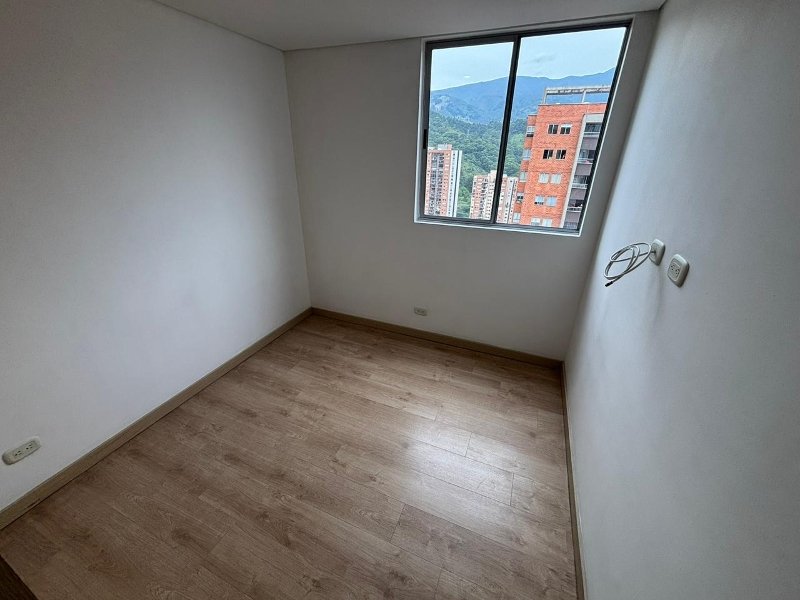 Apartamento para el arriendo en Sabaneta el codigo es 17421 Foto 8