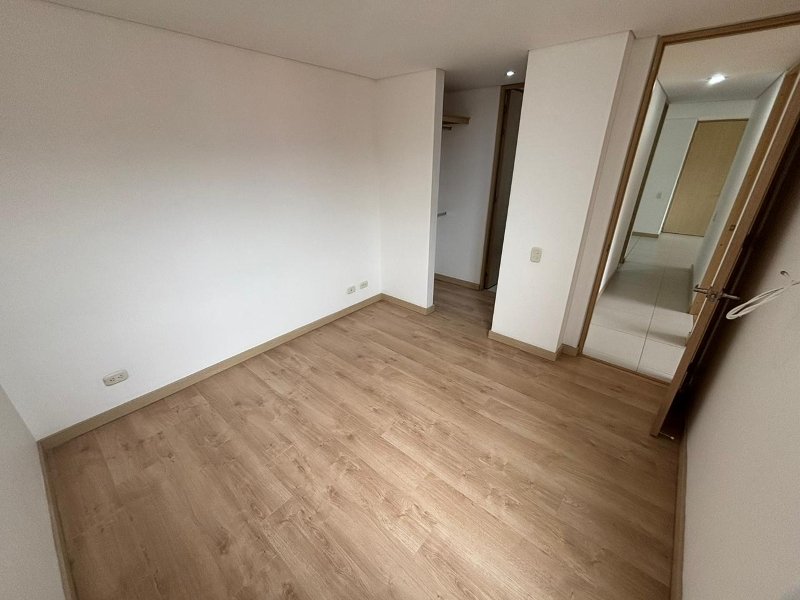 Apartamento para el arriendo en Sabaneta el codigo es 17421 Foto 12