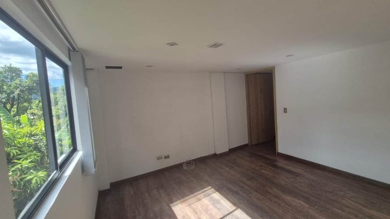 Apartaestudio para el arriendo en La Estrella el codigo es 13968 Foto 8