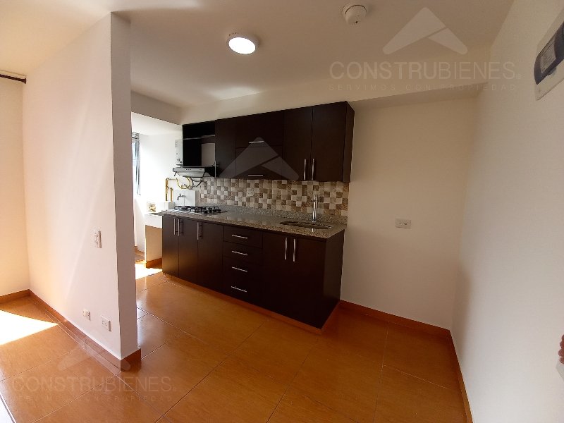 Apartamento para el arriendo en Sabaneta el codigo es 11818 Foto 2