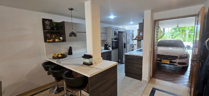 Casa para el arriendo en Envigado el codigo es 17346 Foto 3