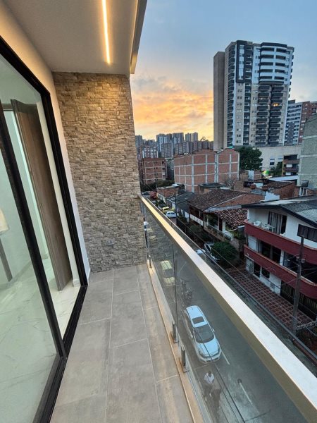 Apartamento para el arriendo en Envigado el codigo es 17034 Foto 5
