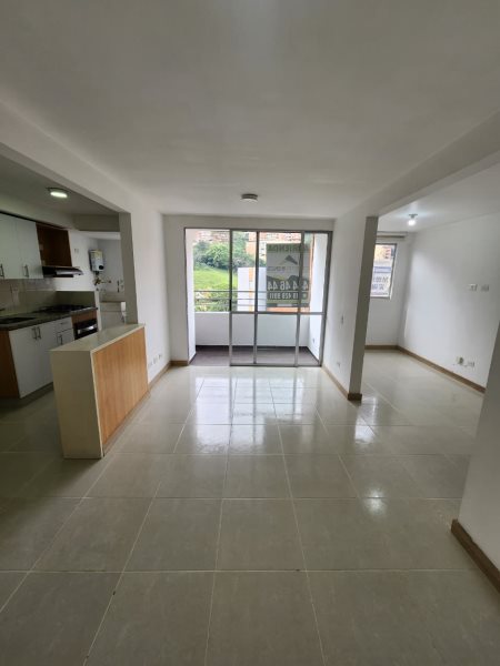 Apartamento para el arriendo en Sabaneta el codigo es 5423 Foto 5