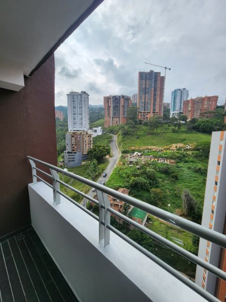Apartamento para el arriendo en Sabaneta el codigo es 5423 Foto 7