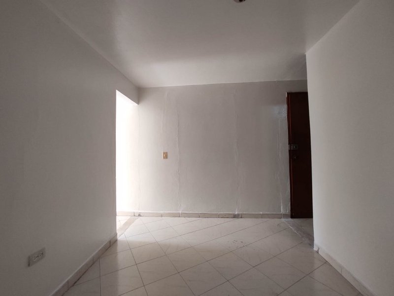 Apartaestudio para el arriendo en Itagüí el codigo es 17366 Foto 4