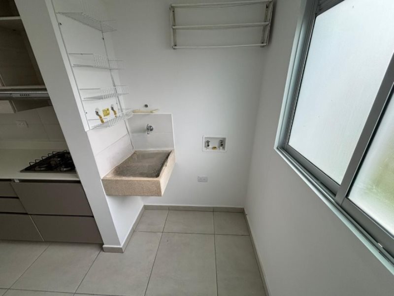 Apartamento para el arriendo en Sabaneta el codigo es 17105 Foto 14