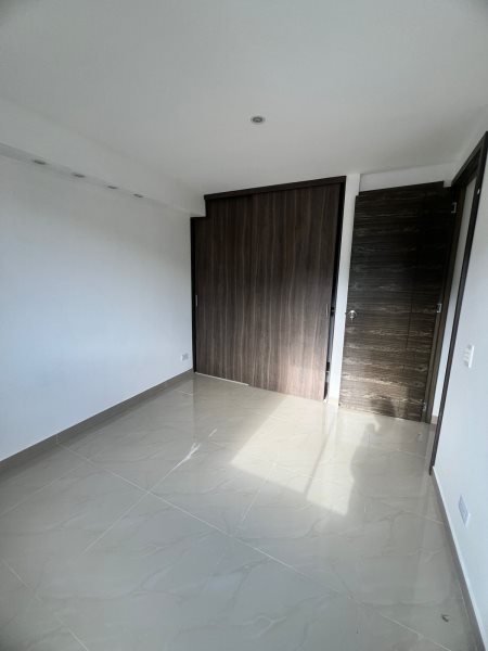 Apartamento para el arriendo en Sabaneta el codigo es 16830 Foto 9