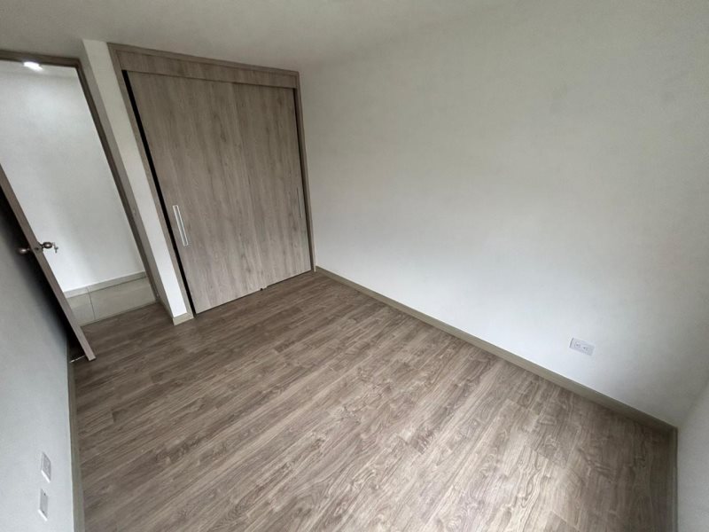 Apartamento para el arriendo en Sabaneta el codigo es 17105 Foto 7