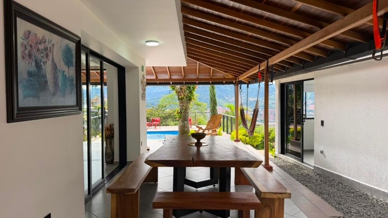 Casa-Finca para el arriendo en Envigado el codigo es 17837 Foto 14