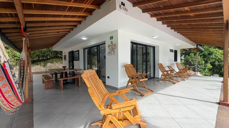 Casa-Finca para el arriendo en Envigado el codigo es 17837 Foto 12