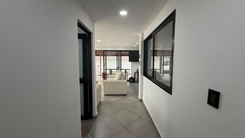 Casa-Finca para el arriendo en Envigado el codigo es 17837 Foto 5