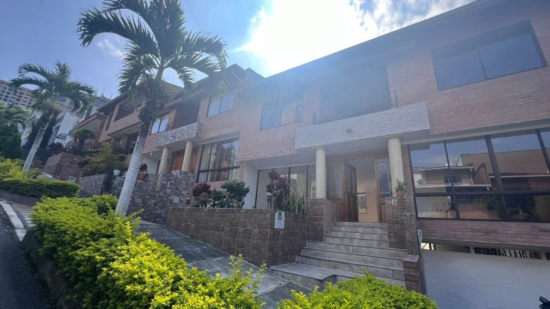 Casa para el arriendo en Sabaneta el codigo es 17093 Foto 15