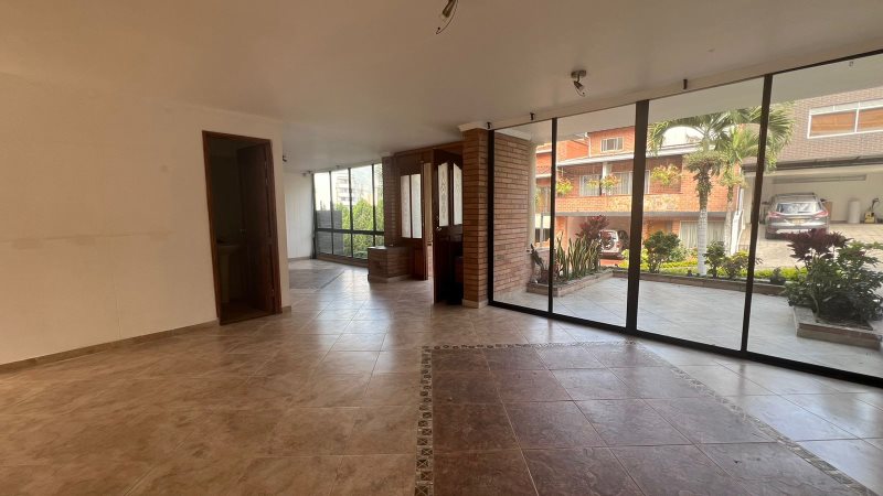 Casa para el arriendo en Sabaneta el codigo es 17093 Foto 2