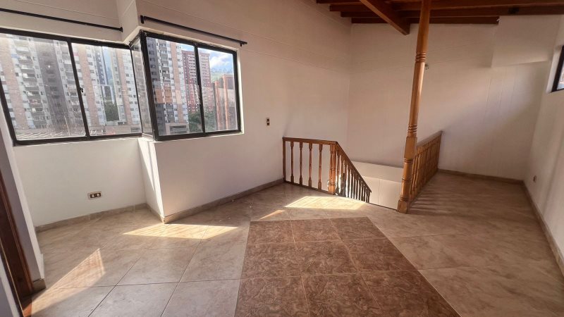 Casa para el arriendo en Sabaneta el codigo es 17093 Foto 12